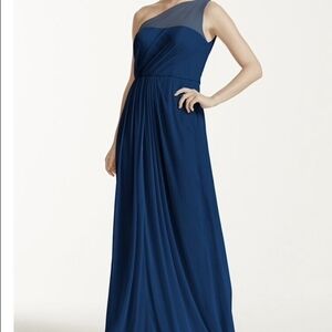 DAVID'S BRIDAL  wedding prom long one shoulder DRESS size 6